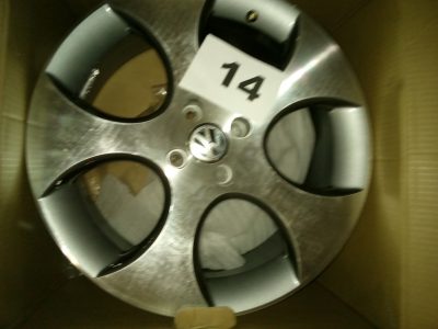 Golf 5 GTI style rim